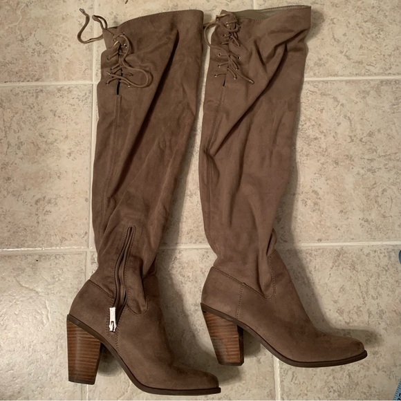 Jessica Simpson Coriee OTK Boots - Picture 4 of 14